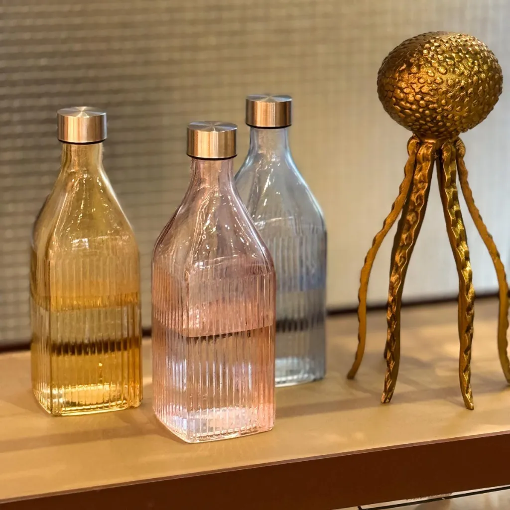 Garrafa De Vidro Scotch 1 Litro Quadrada Canelada Tampa Inox Água Suco Para Geladeira